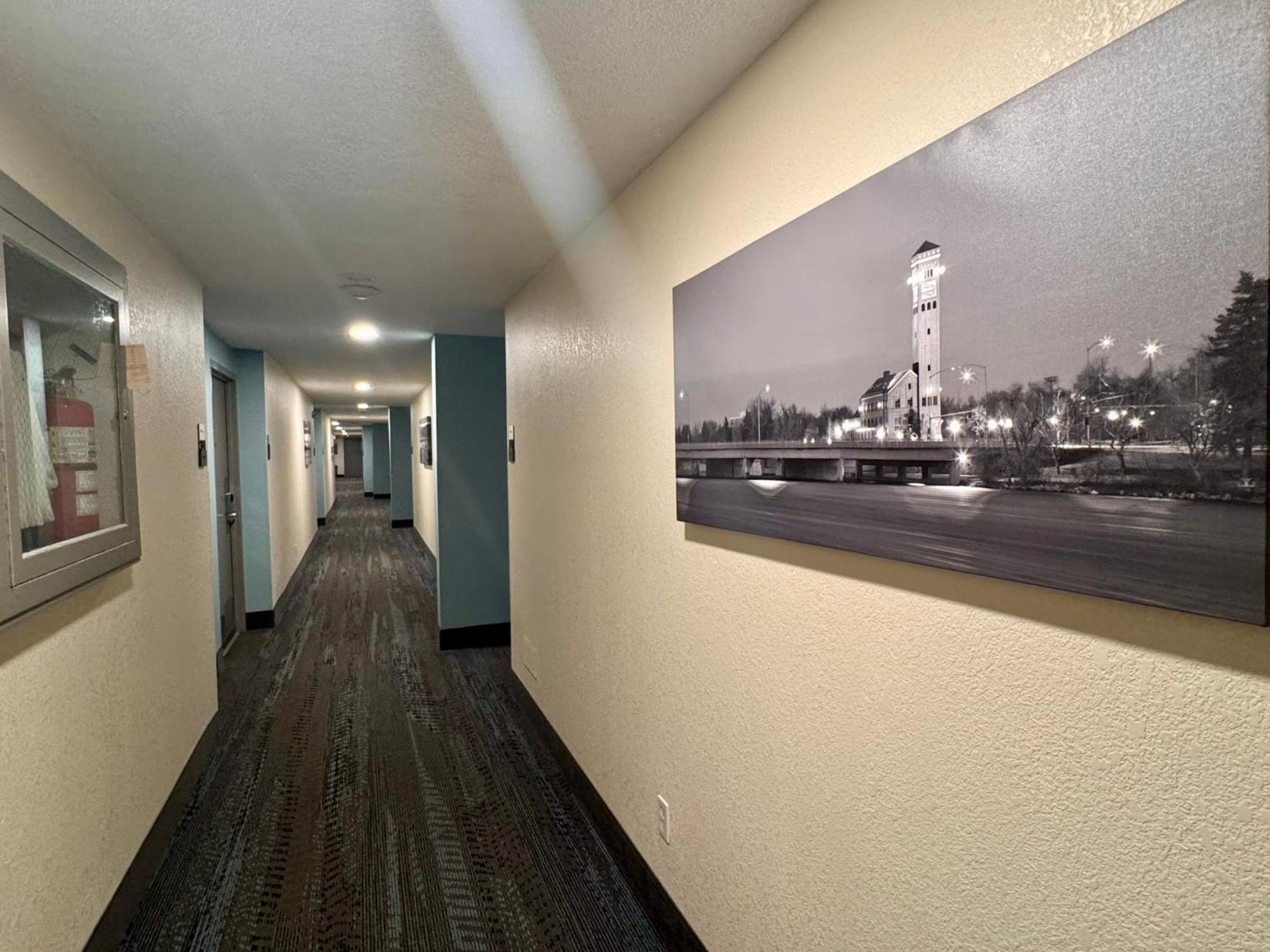 Baymont By Wyndham Great Falls City Center Exterior photo