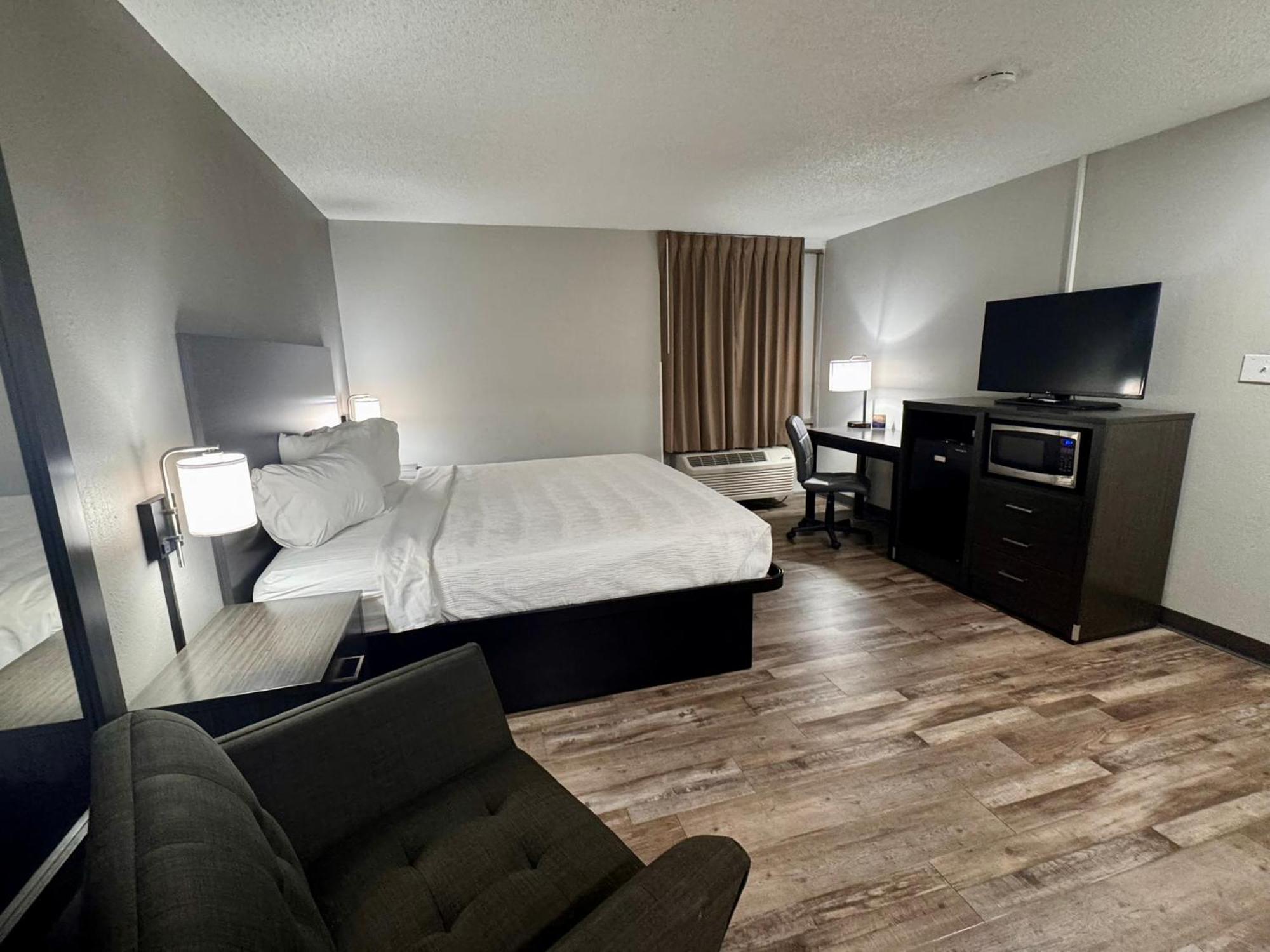 Baymont By Wyndham Great Falls City Center Exterior photo